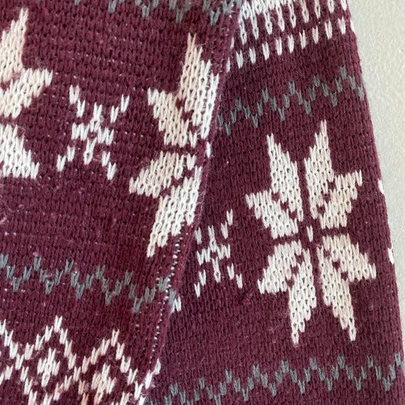 Vintage Christmas-style Knit Sweater - Picture 3 of 4